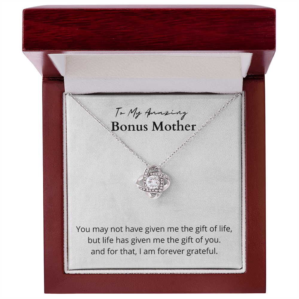 Beautiful Love Knot Necklace For Mother | Trios Gifts