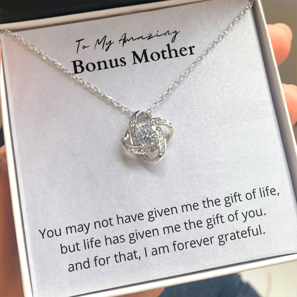 Beautiful Love Knot Necklace For Mother | Trios Gifts